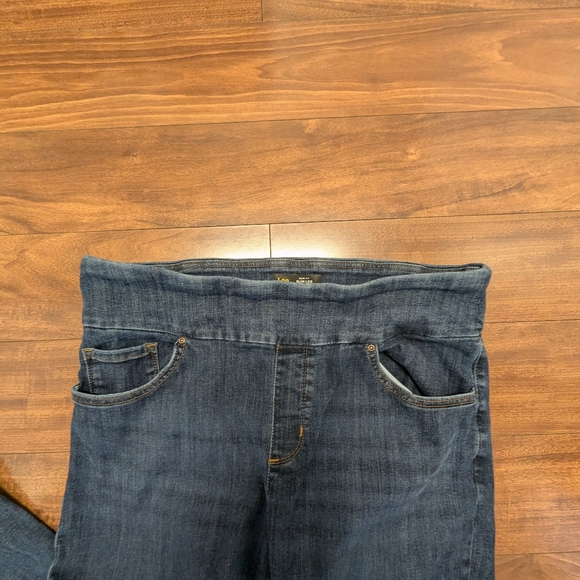 Lee Women's Slim Fit Jeans - Picture 11 of 11
